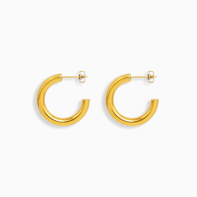 Gold C-shaped hollow hoop earrings made of stainless steel, water-resistant and hypoallergenic