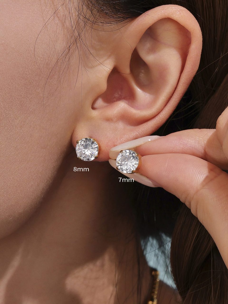 Model wearing gold zircon earrings F457-8mm