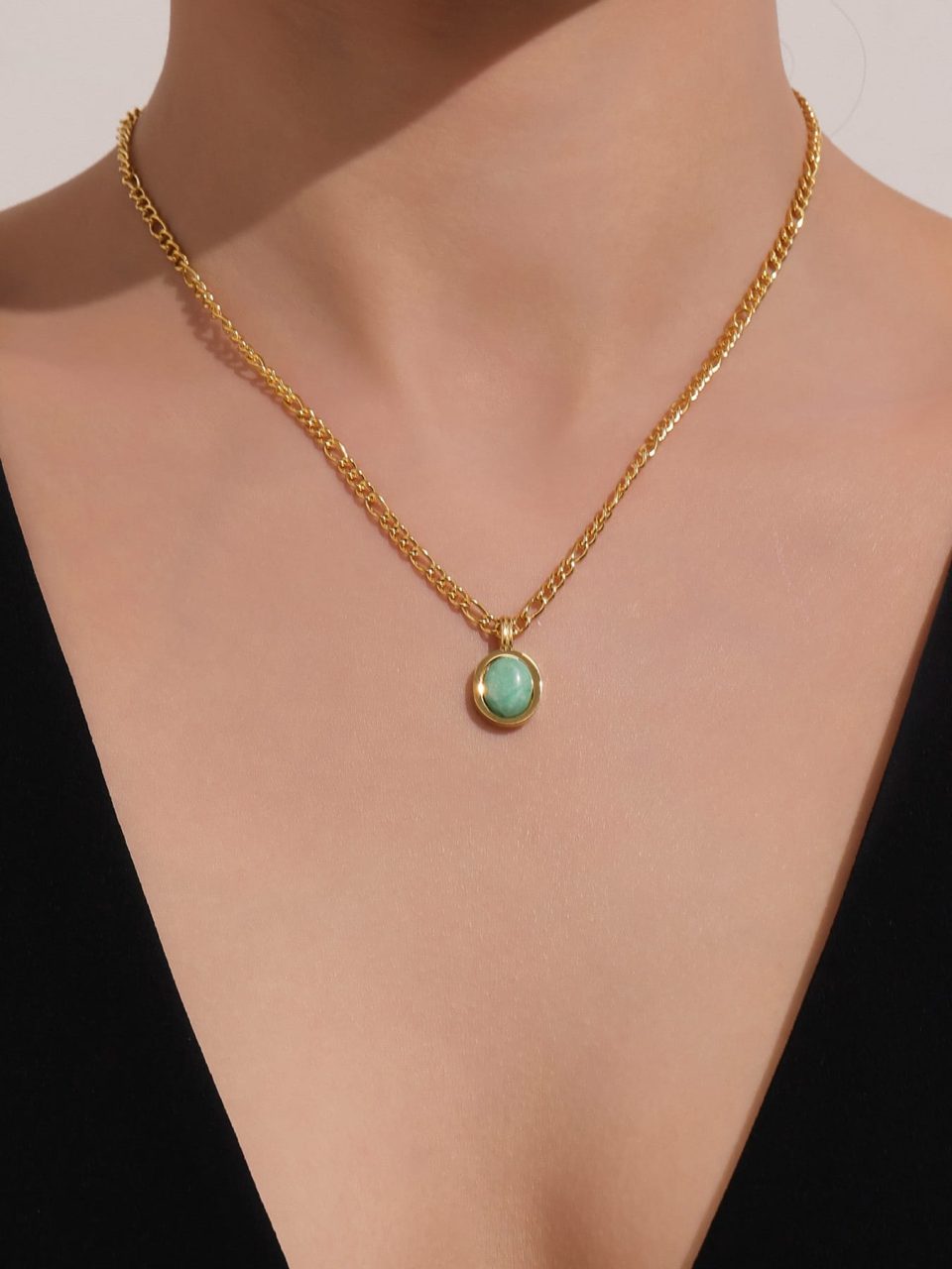 Model Wearing Natural Turquoise Oval Pendant Necklace in Gold – 40+5cm Chain