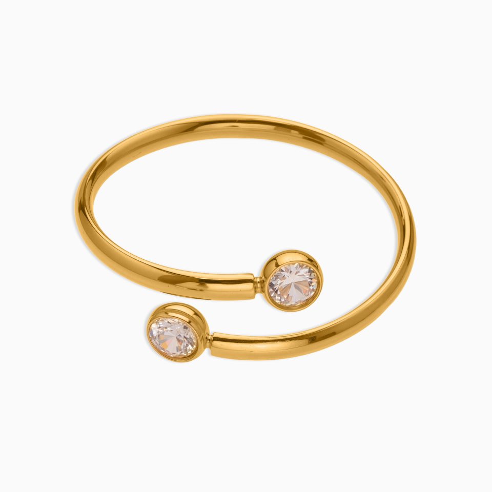 Gold single zircon ring A309